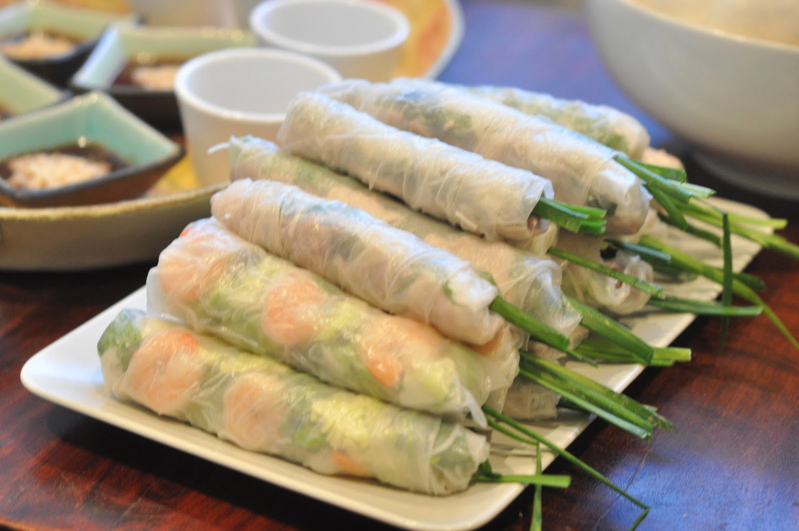 8-vietnamese-dishes-you-must-try-weareliferuiner